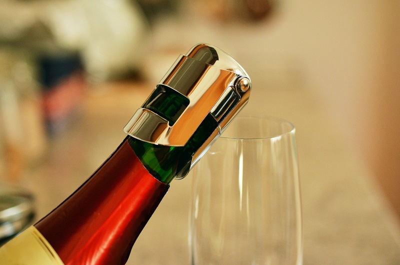Per quanto tempo si conserva il vino in una bottiglia aperta?