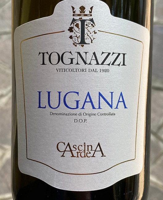 Lugana DOC: il vino bianco del Lago di Garda