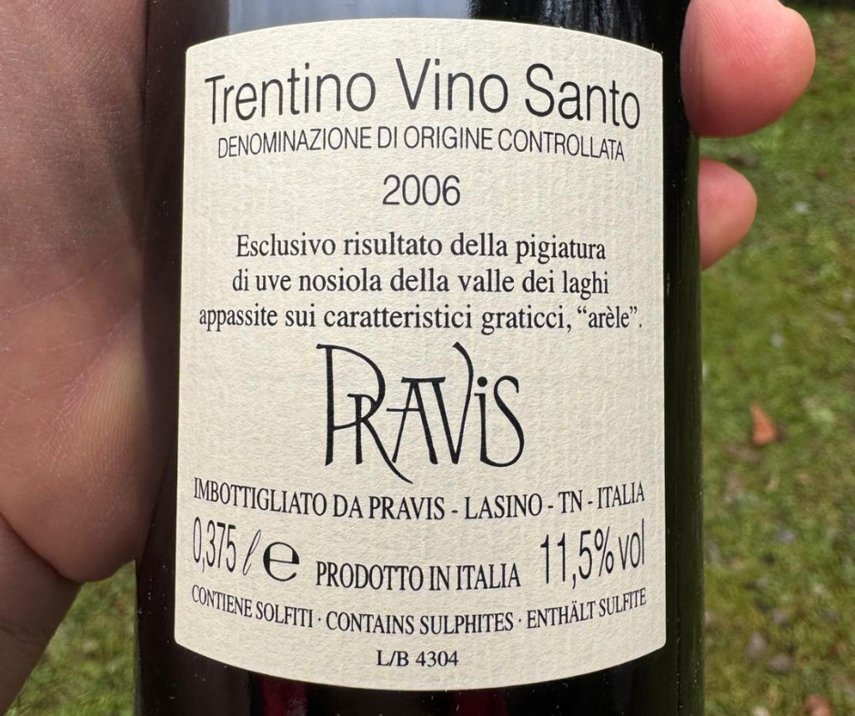 Che cos’è il Vino Santo Trentino?
