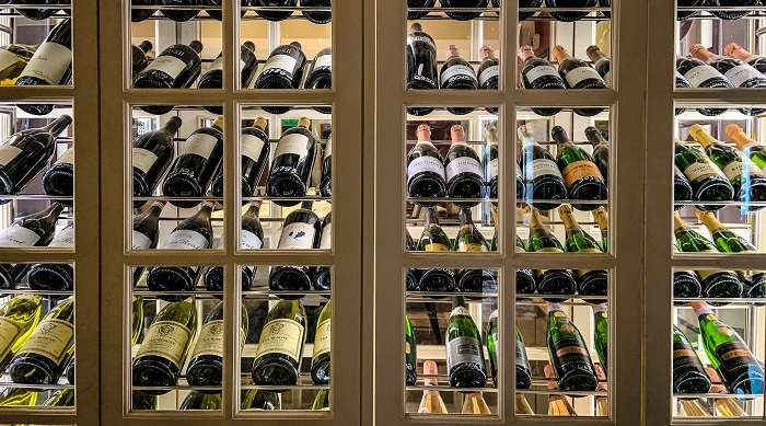 How to store wine bottles at home