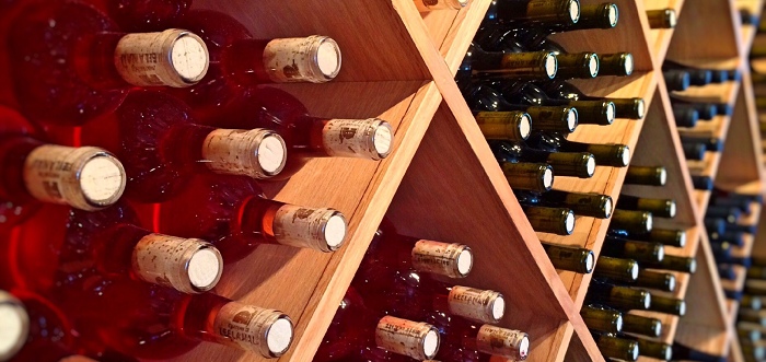 How to store wine bottles at home
